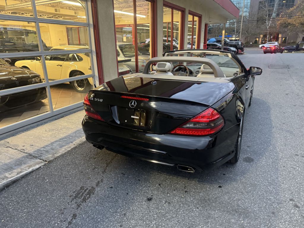 2009 Mercedes-Benz SL-Class Image 68