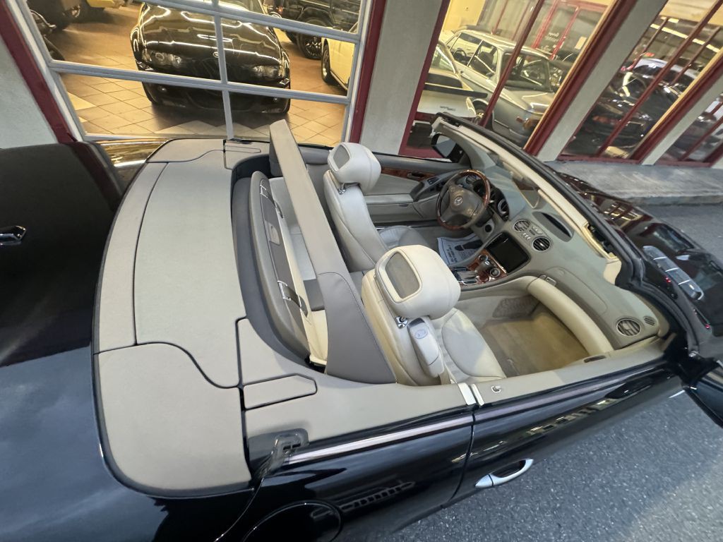 2009 Mercedes-Benz SL-Class Image 72