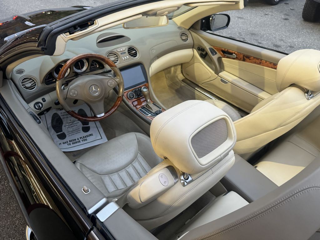 2009 Mercedes-Benz SL-Class Image 75