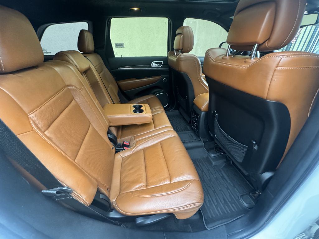 2015 Jeep Grand Cherokee Image 24