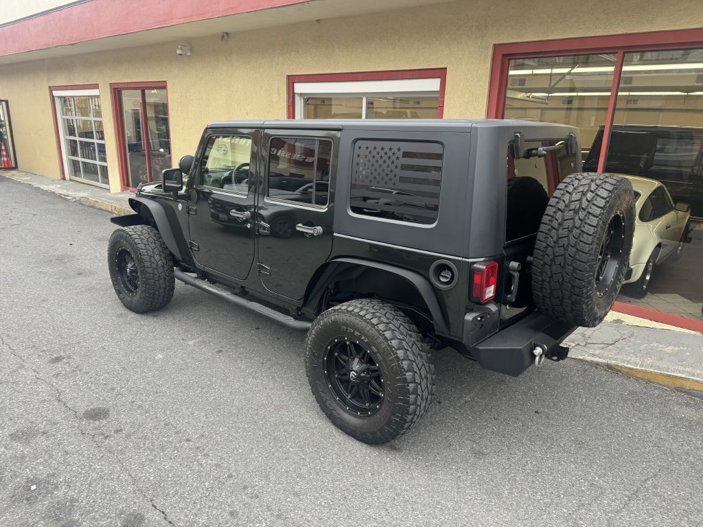 2010 Jeep Wrangler Unlimited Image 18