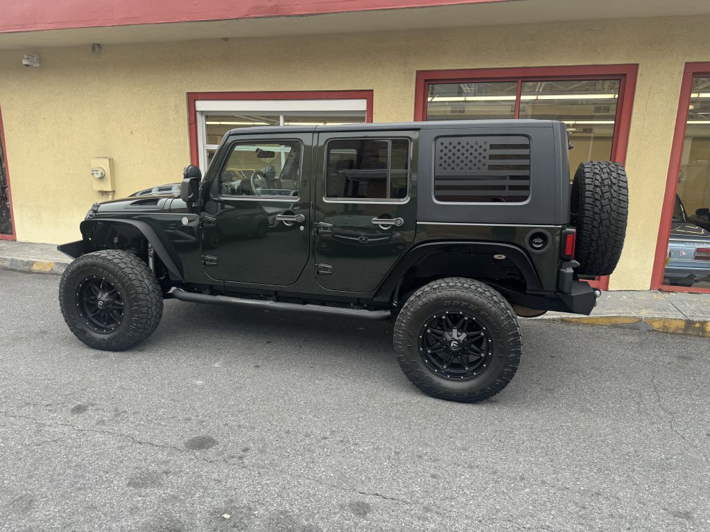 2010 Jeep Wrangler Unlimited Image 21