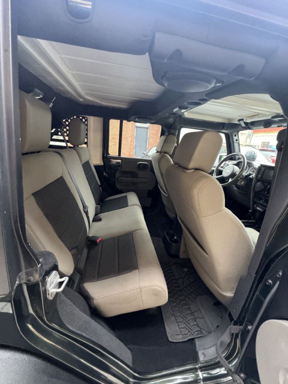 2010 Jeep Wrangler Unlimited Image 43