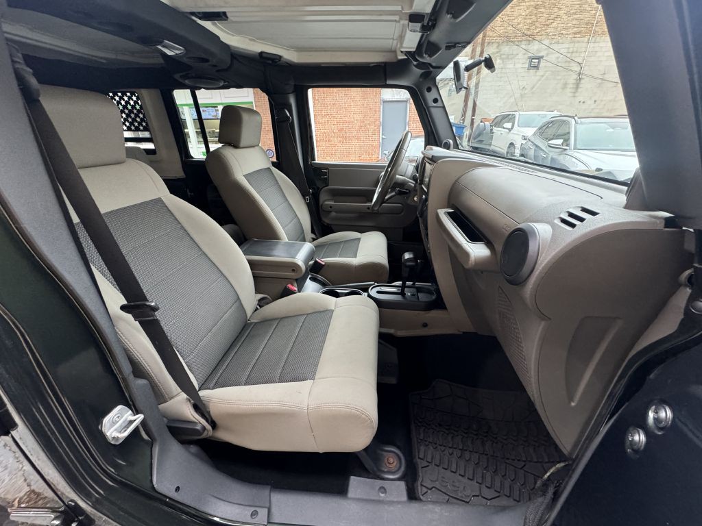 2010 Jeep Wrangler Unlimited Image 47