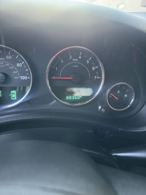 2016 Jeep Wrangler Unlimited Image 2