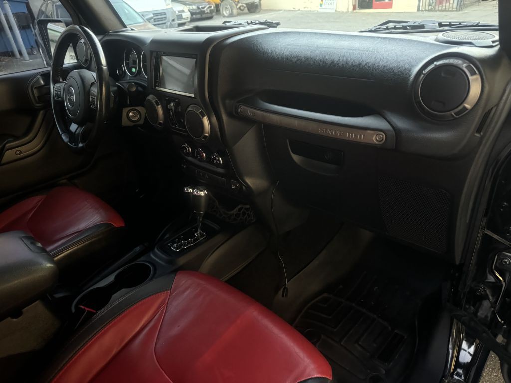 2016 Jeep Wrangler Unlimited Image 37