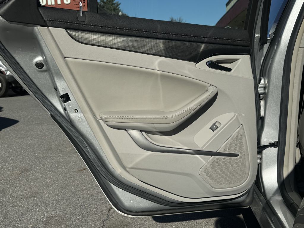 2009 Cadillac CTS Image 41