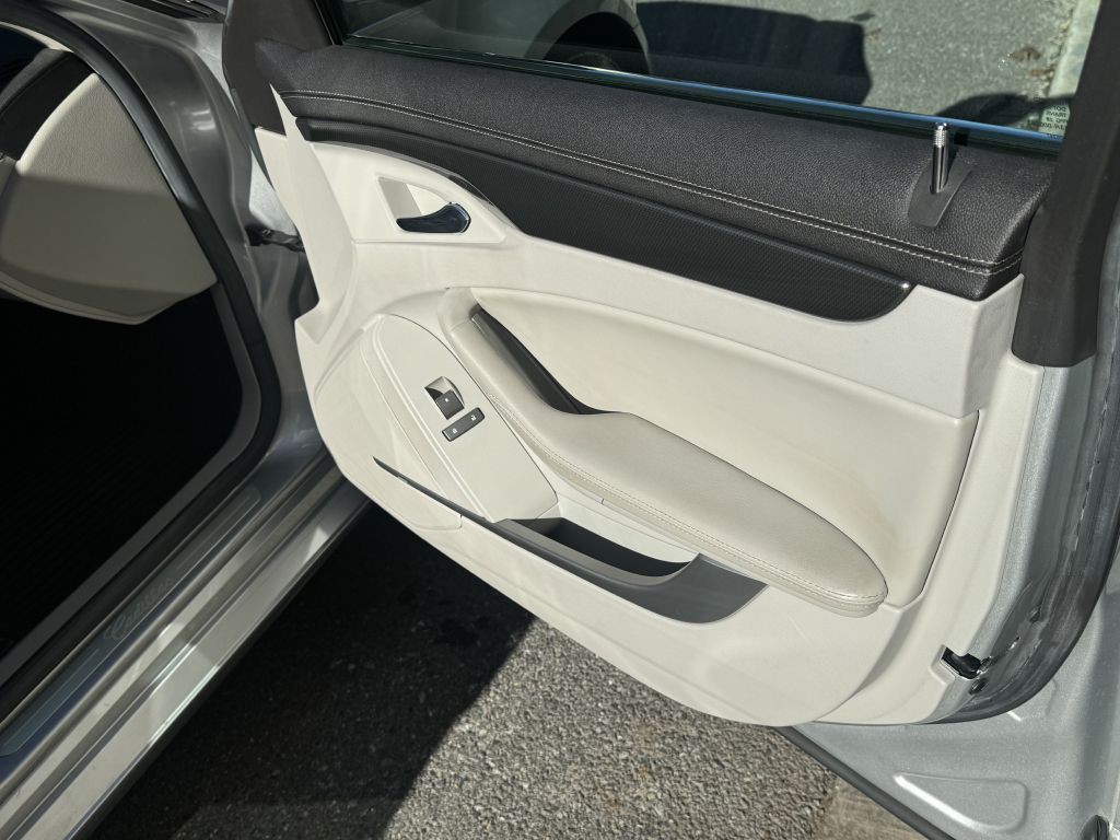 2009 Cadillac CTS Image 51