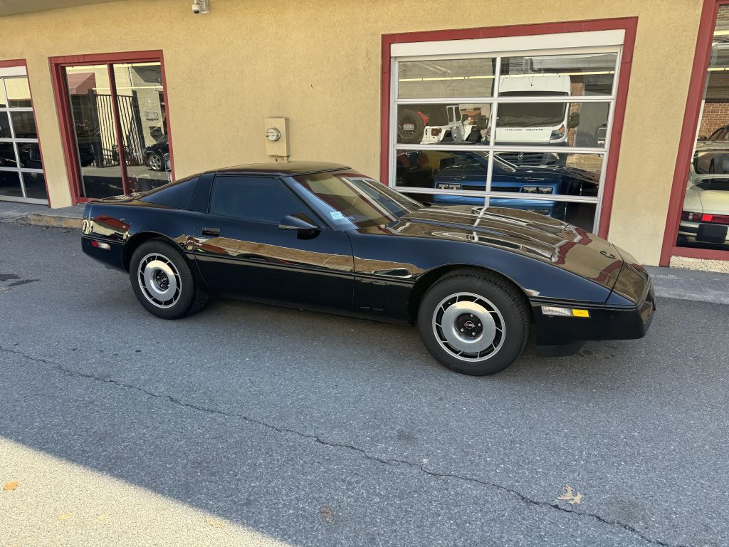 1984 Chevrolet Corvette Image 8