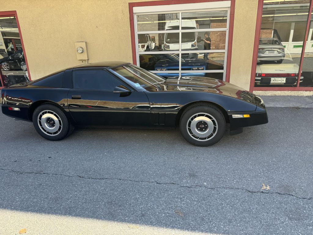 1984 Chevrolet Corvette Image 9