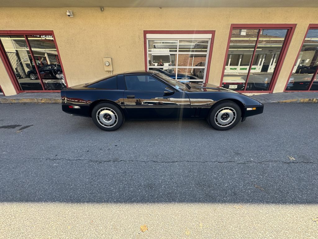 1984 Chevrolet Corvette Image 10