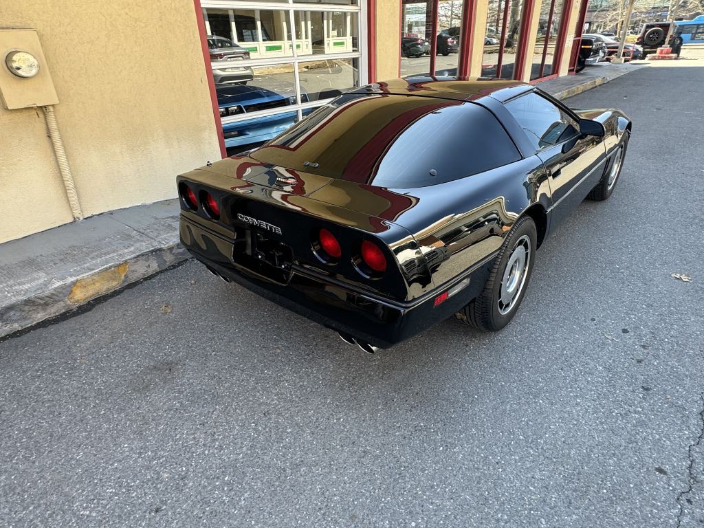 1984 Chevrolet Corvette Image 17