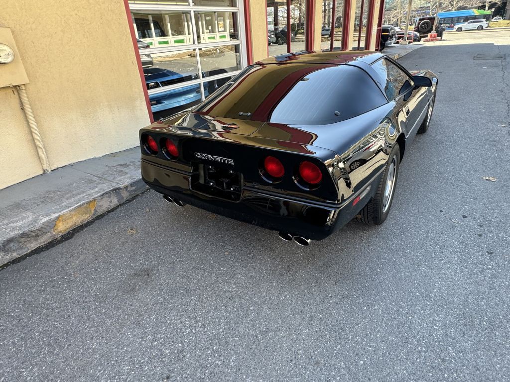 1984 Chevrolet Corvette Image 18