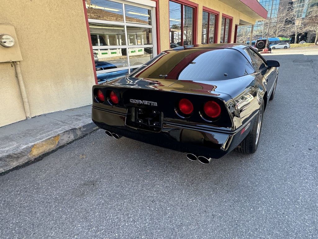 1984 Chevrolet Corvette Image 19