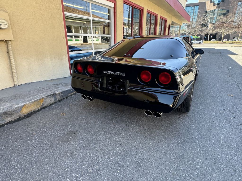 1984 Chevrolet Corvette Image 20