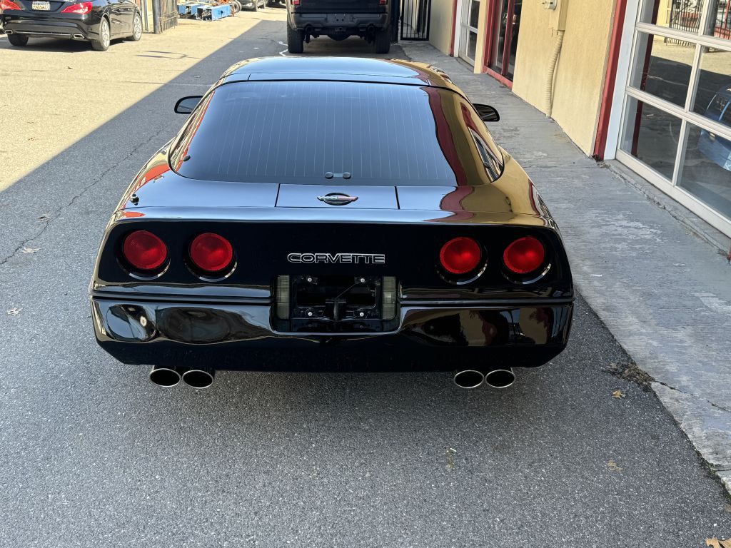 1984 Chevrolet Corvette Image 25
