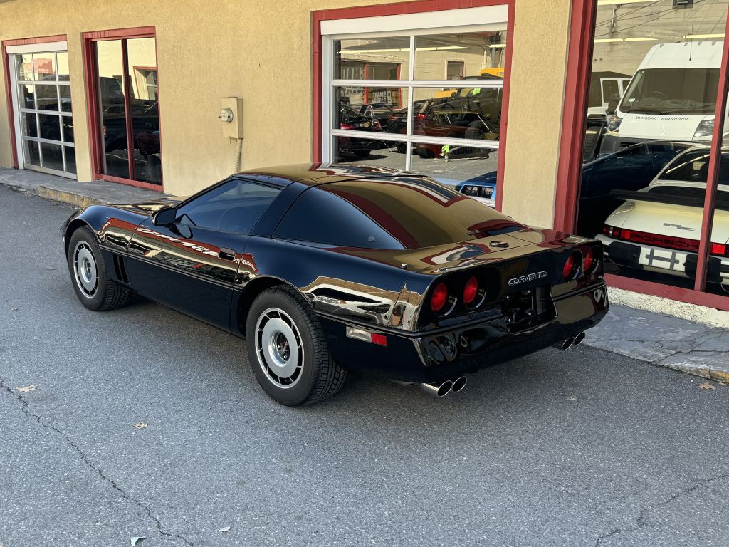 1984 Chevrolet Corvette Image 26