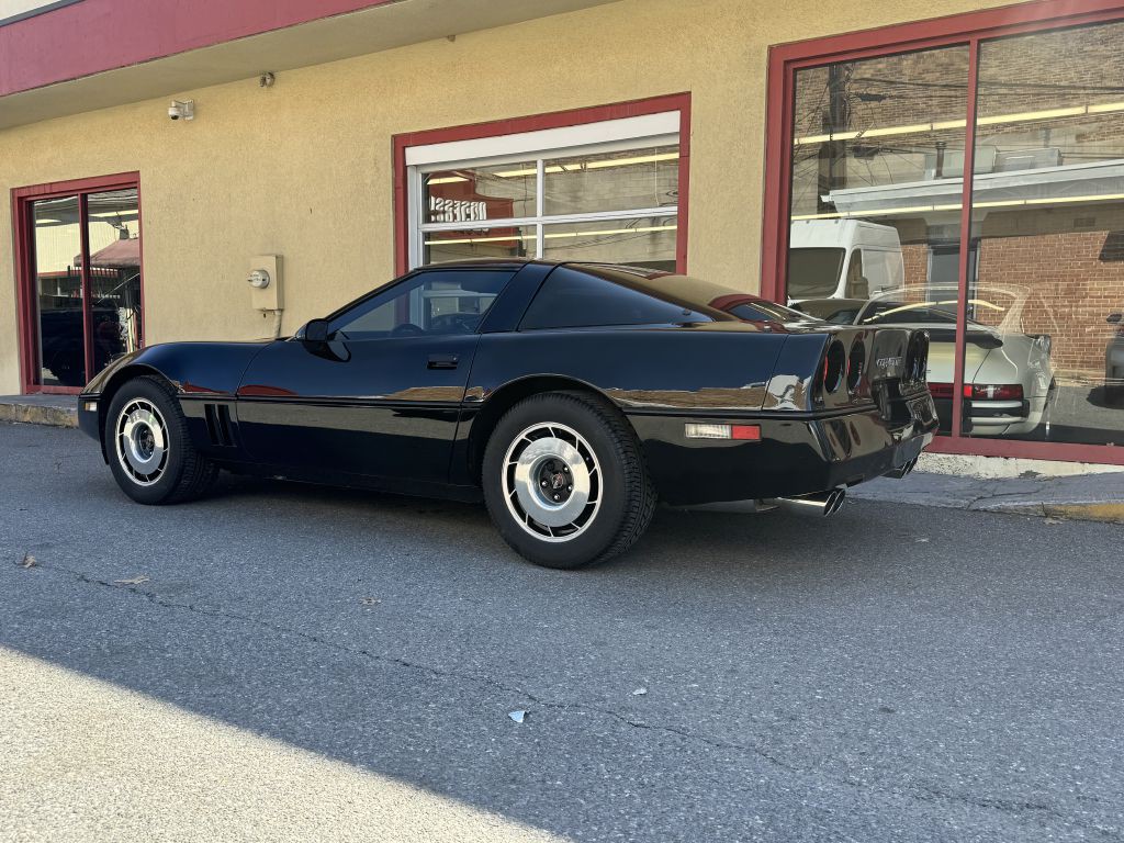 1984 Chevrolet Corvette Image 28