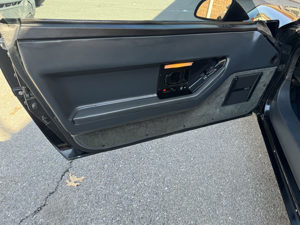 1984 Chevrolet Corvette Image 43