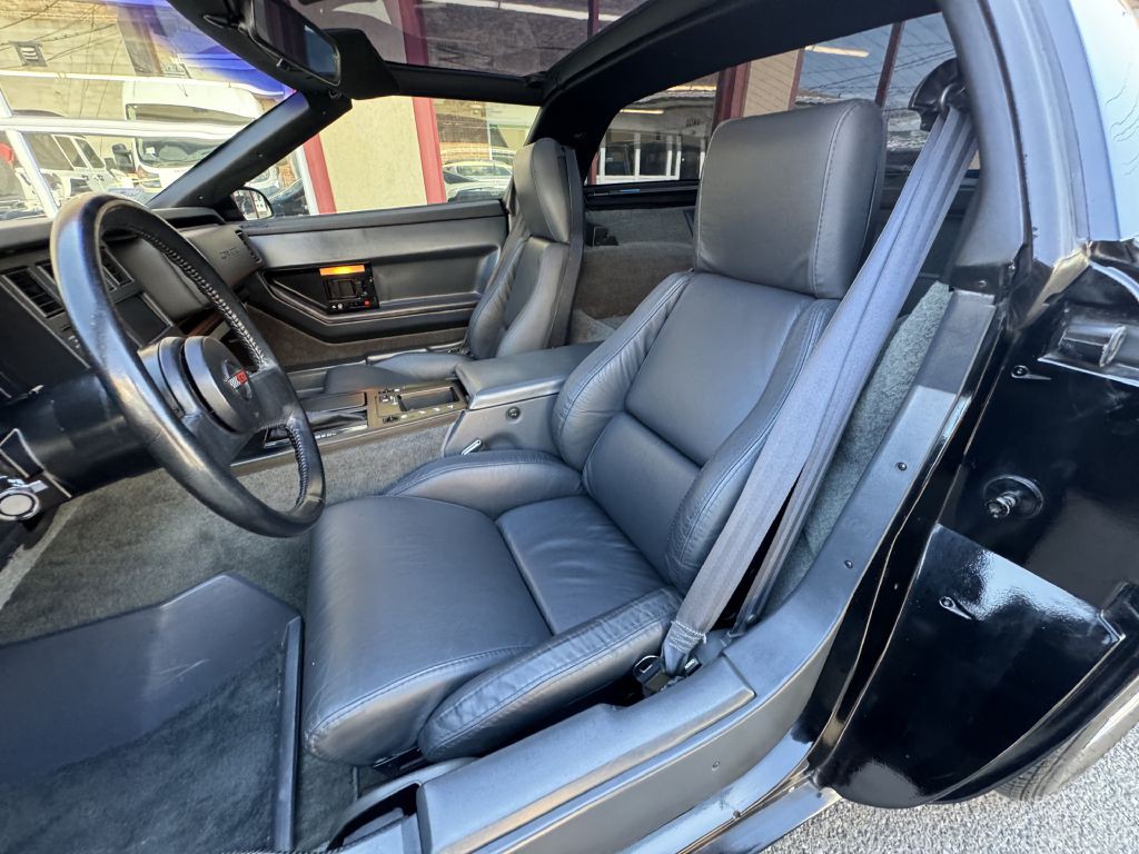 1984 Chevrolet Corvette Image 45