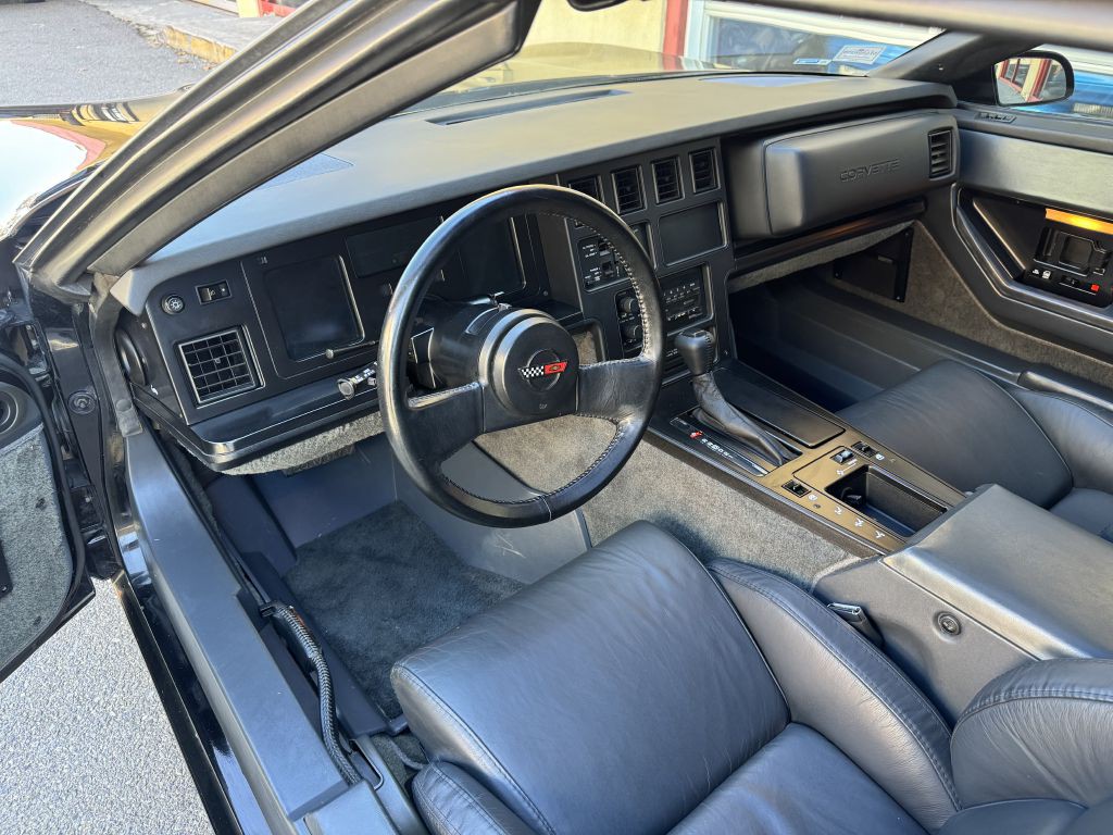 1984 Chevrolet Corvette Image 46