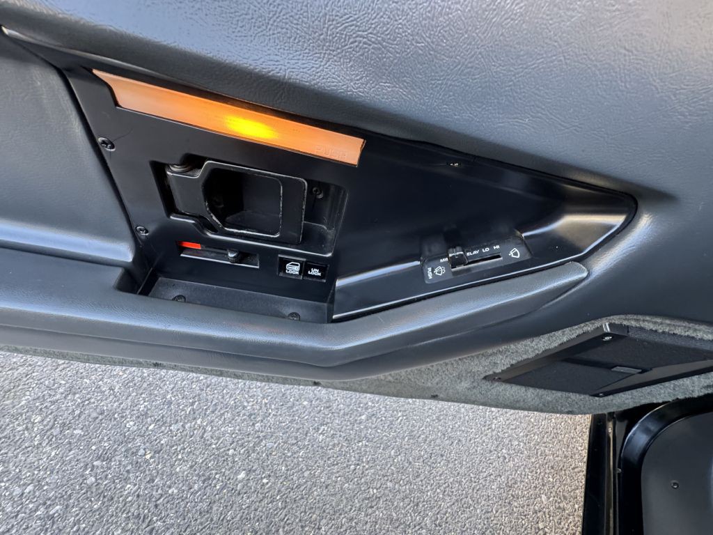 1984 Chevrolet Corvette Image 50