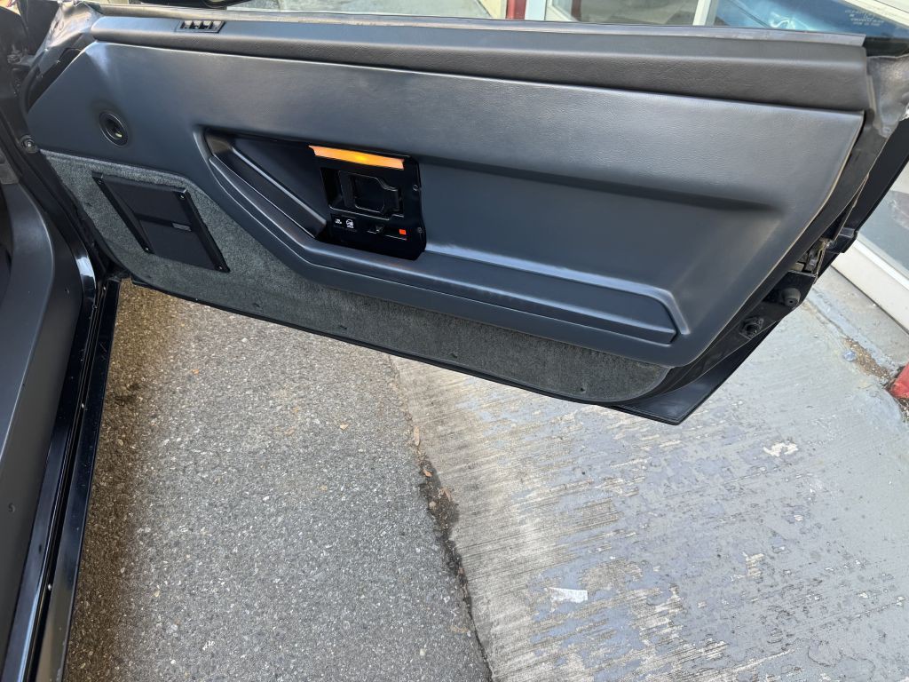 1984 Chevrolet Corvette Image 52