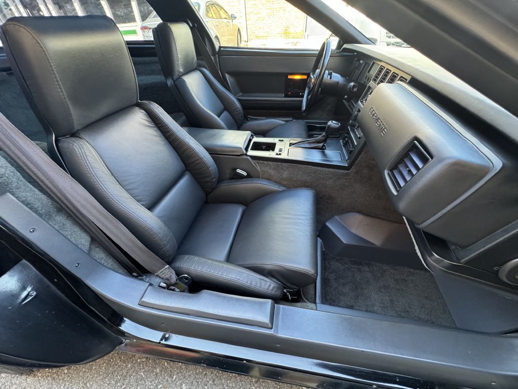 1984 Chevrolet Corvette Image 54