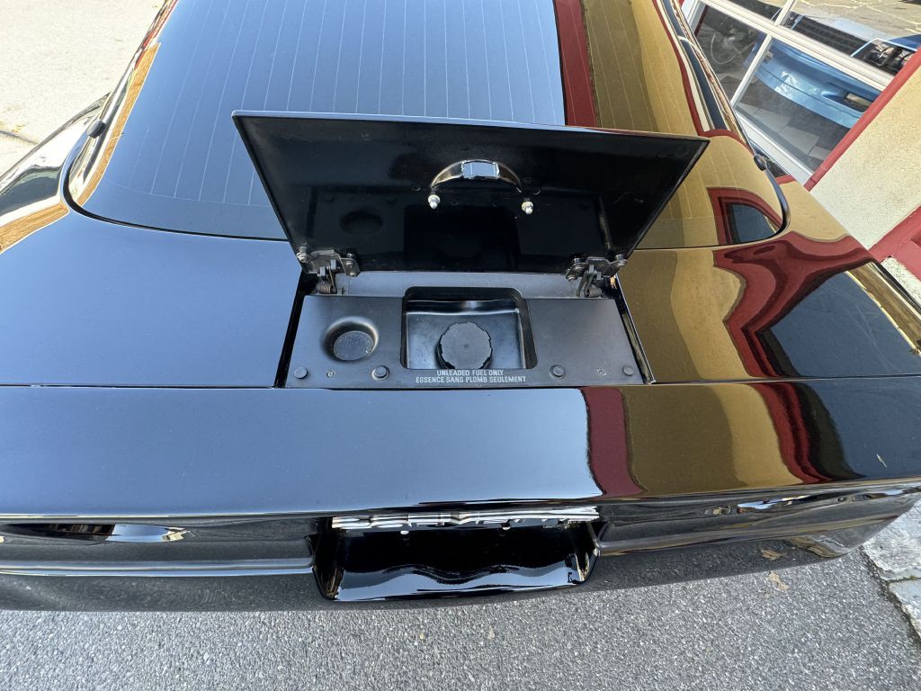 1984 Chevrolet Corvette Image 56