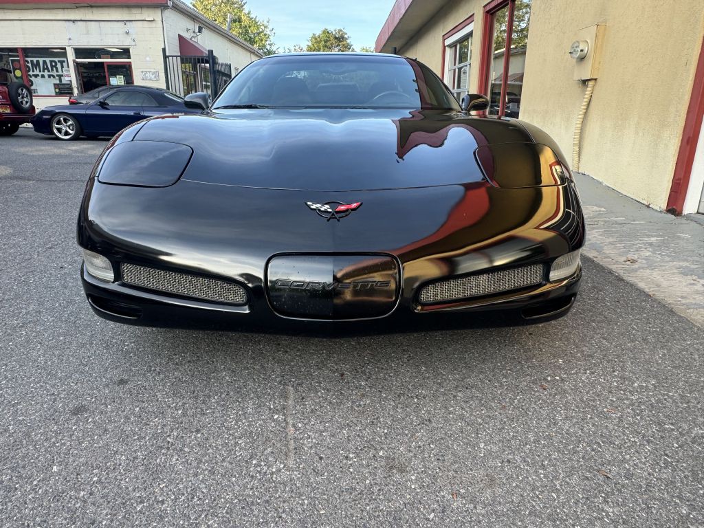 2002 Chevrolet Corvette Image 3