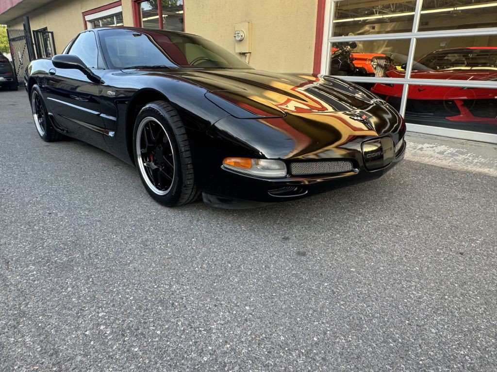 2002 Chevrolet Corvette Image 4