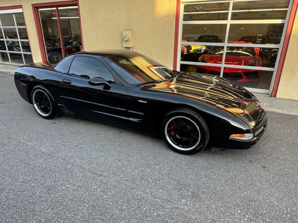 2002 Chevrolet Corvette Image 8