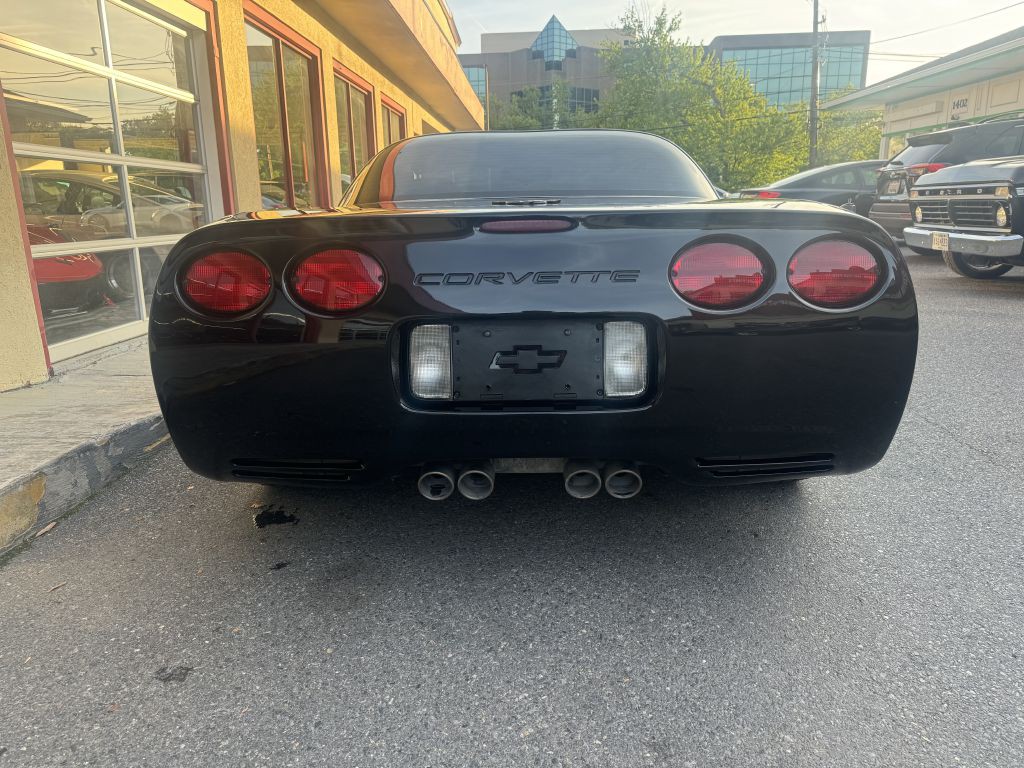 2002 Chevrolet Corvette Image 23