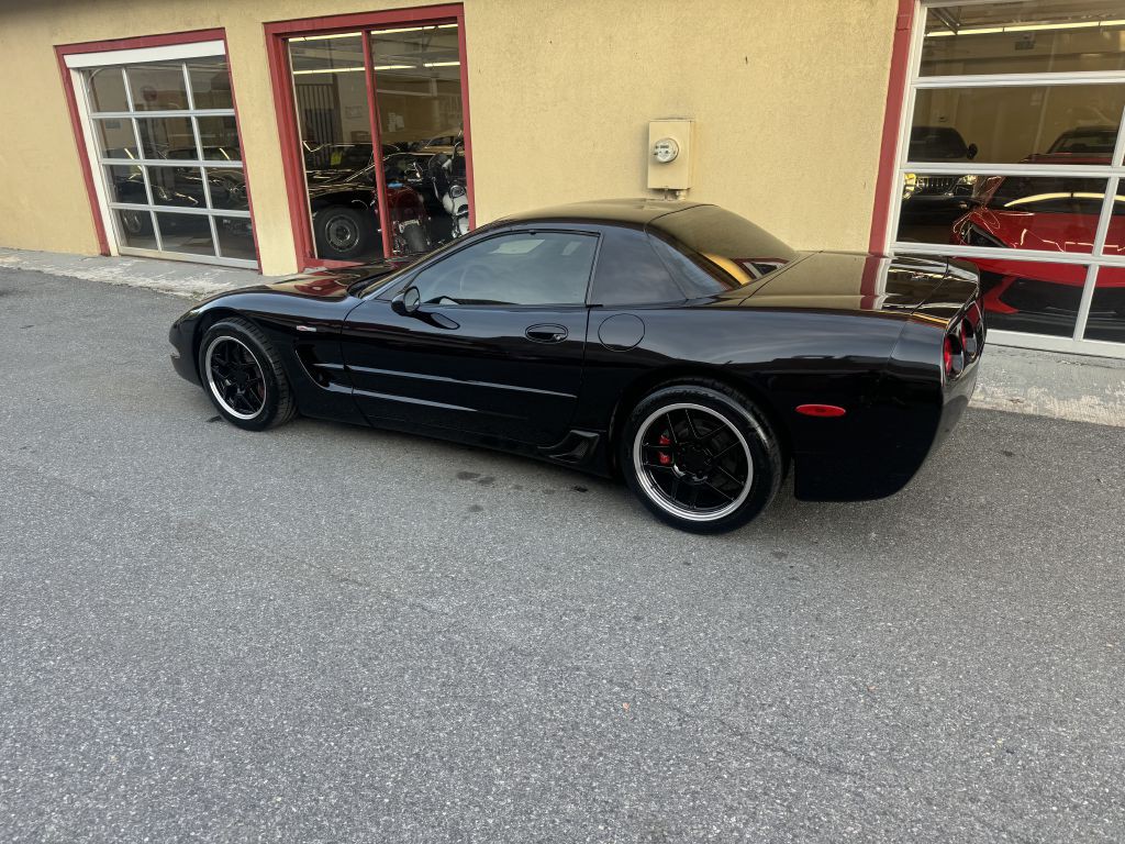 2002 Chevrolet Corvette Image 30