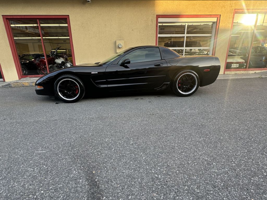 2002 Chevrolet Corvette Image 35