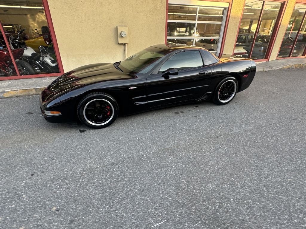 2002 Chevrolet Corvette Image 36