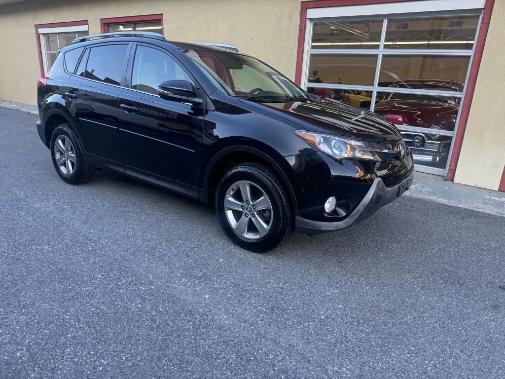 2015 Toyota Rav4 Image 4