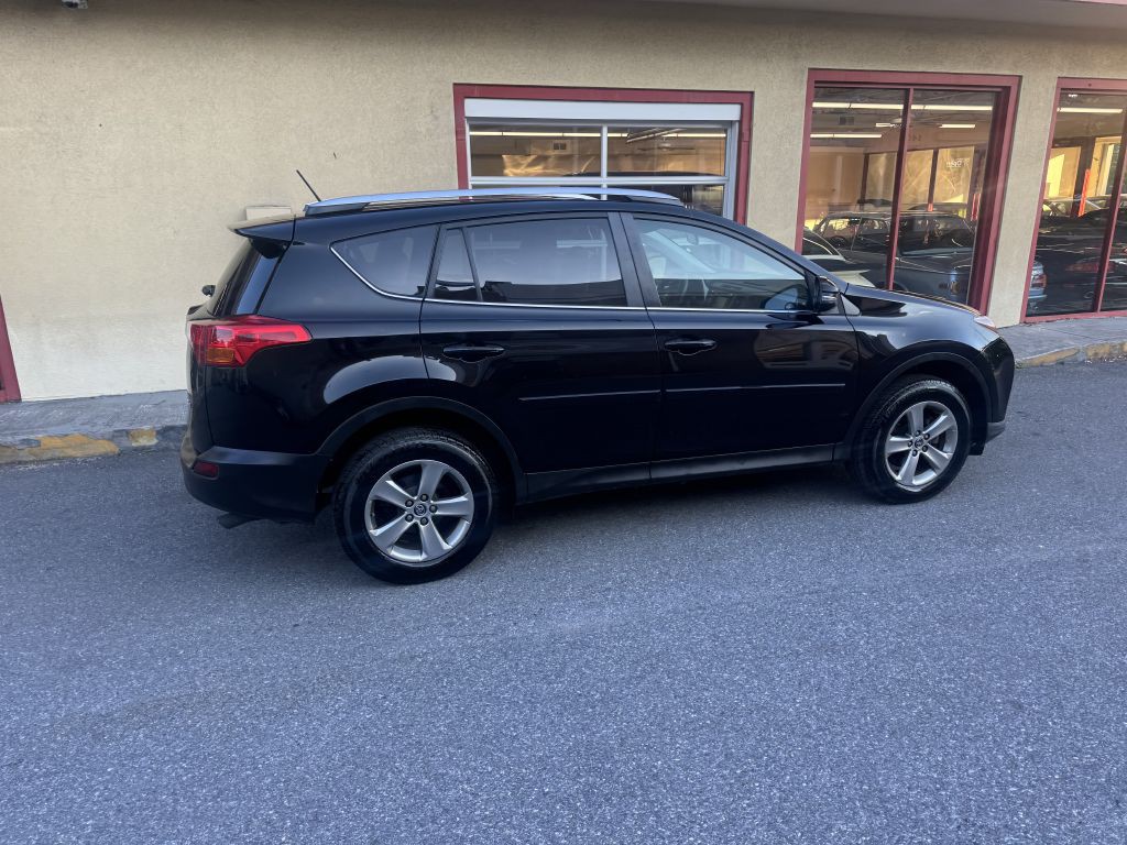 2015 Toyota Rav4 Image 10