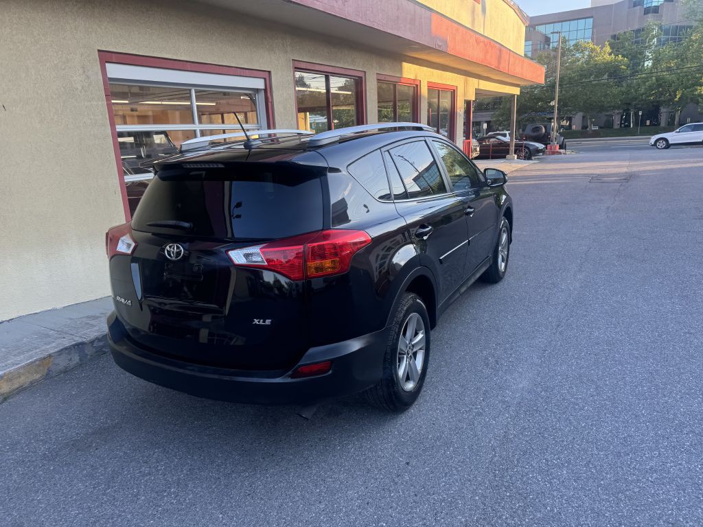 2015 Toyota Rav4 Image 14