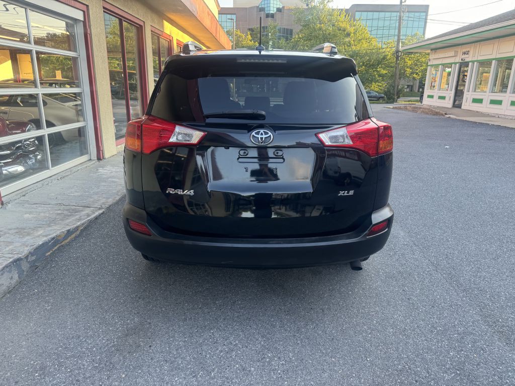 2015 Toyota Rav4 Image 16