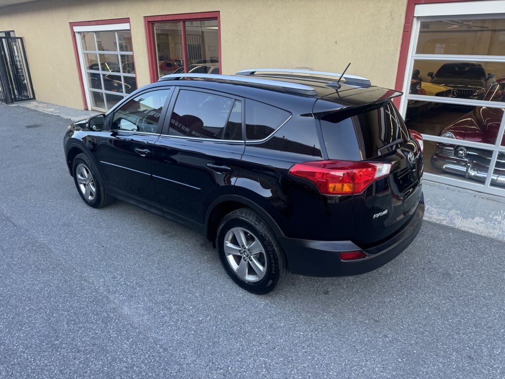 2015 Toyota Rav4 Image 20