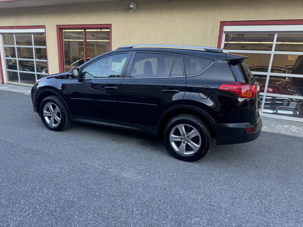 2015 Toyota Rav4 Image 22