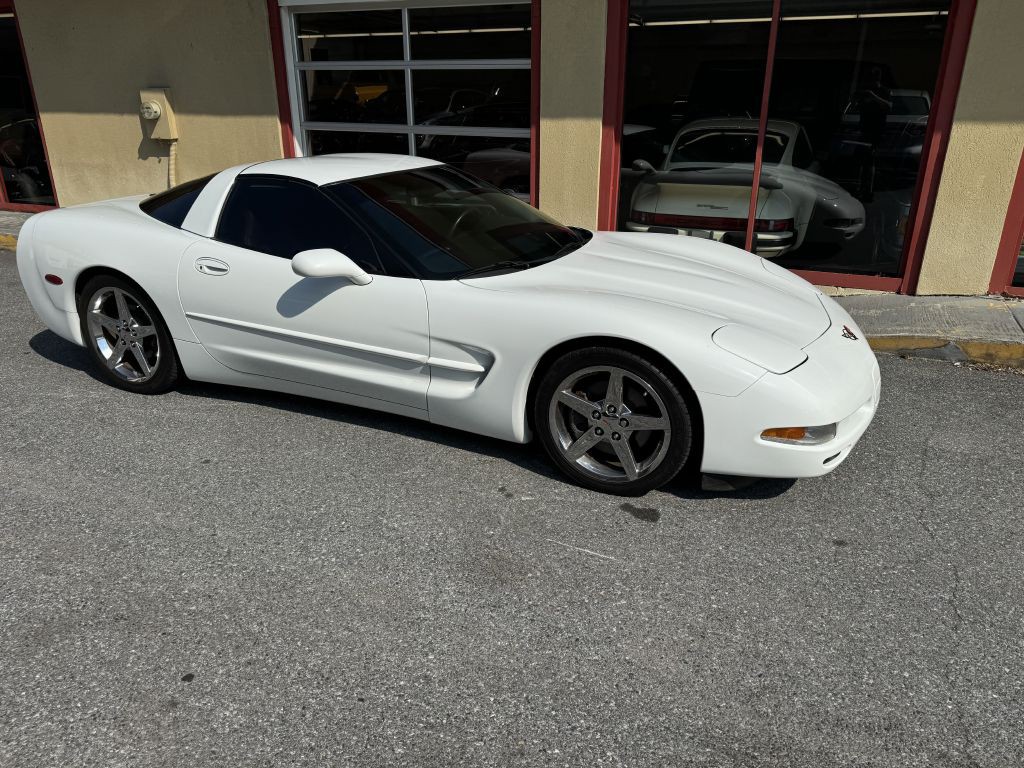 1998 Chevrolet Corvette Image 9
