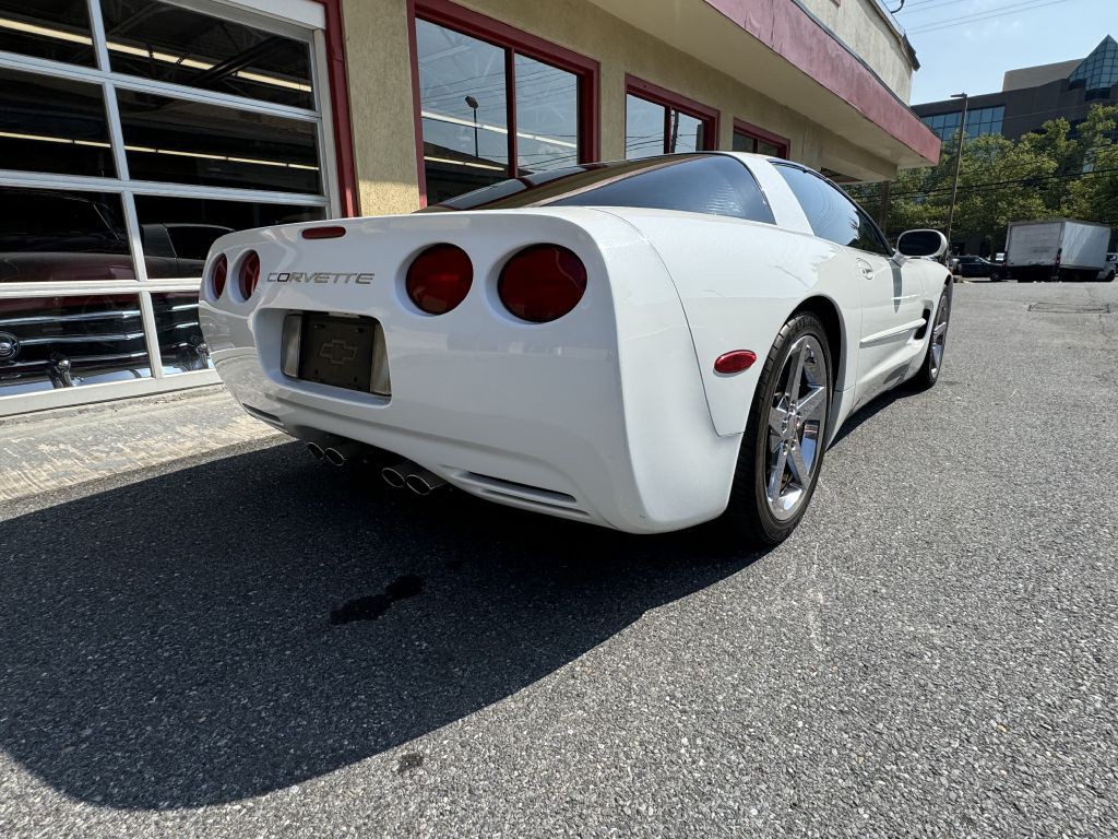 1998 Chevrolet Corvette Image 23