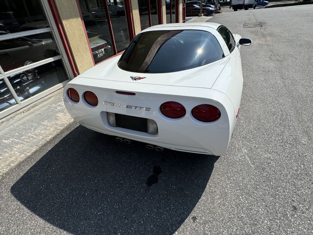 1998 Chevrolet Corvette Image 25