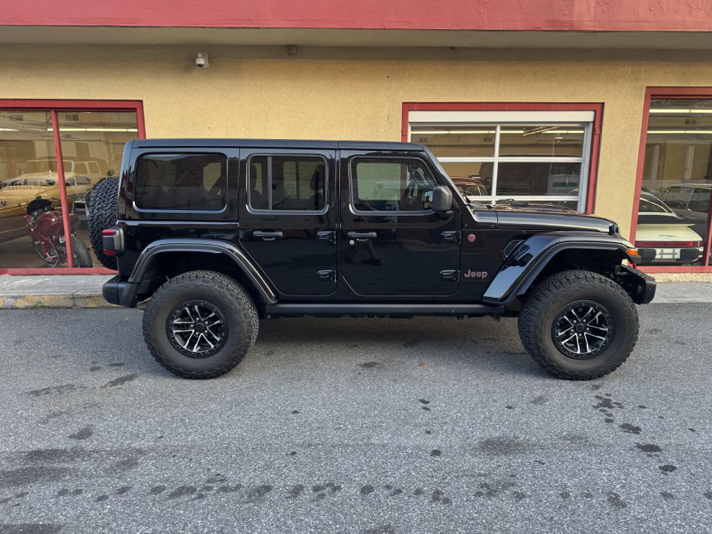 2024 Jeep Wrangler Image 10