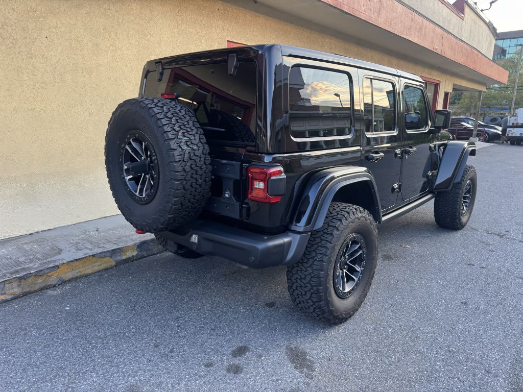 2024 Jeep Wrangler Image 18