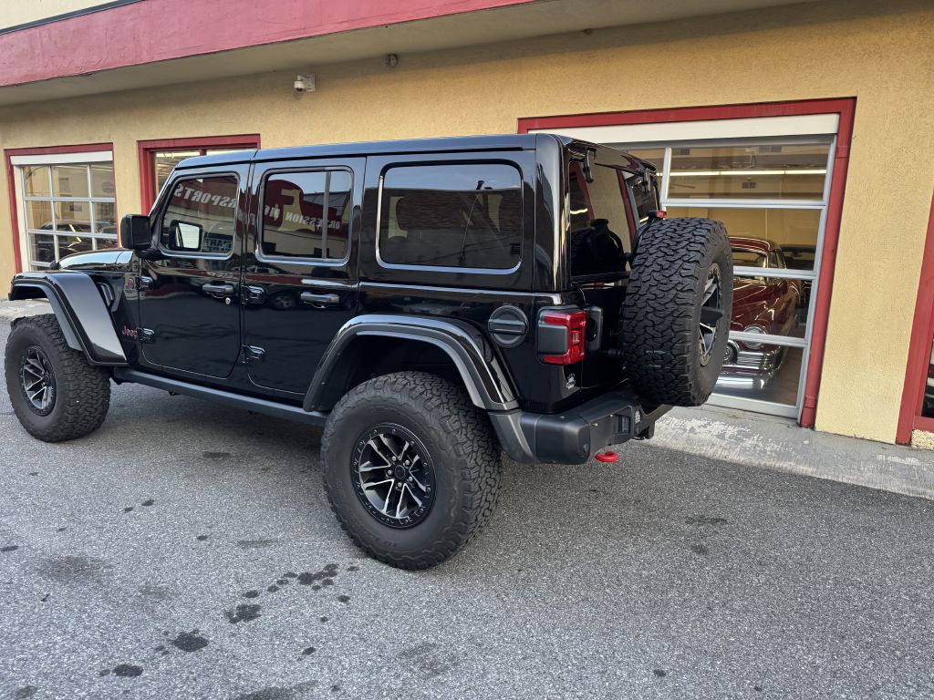 2024 Jeep Wrangler Image 30