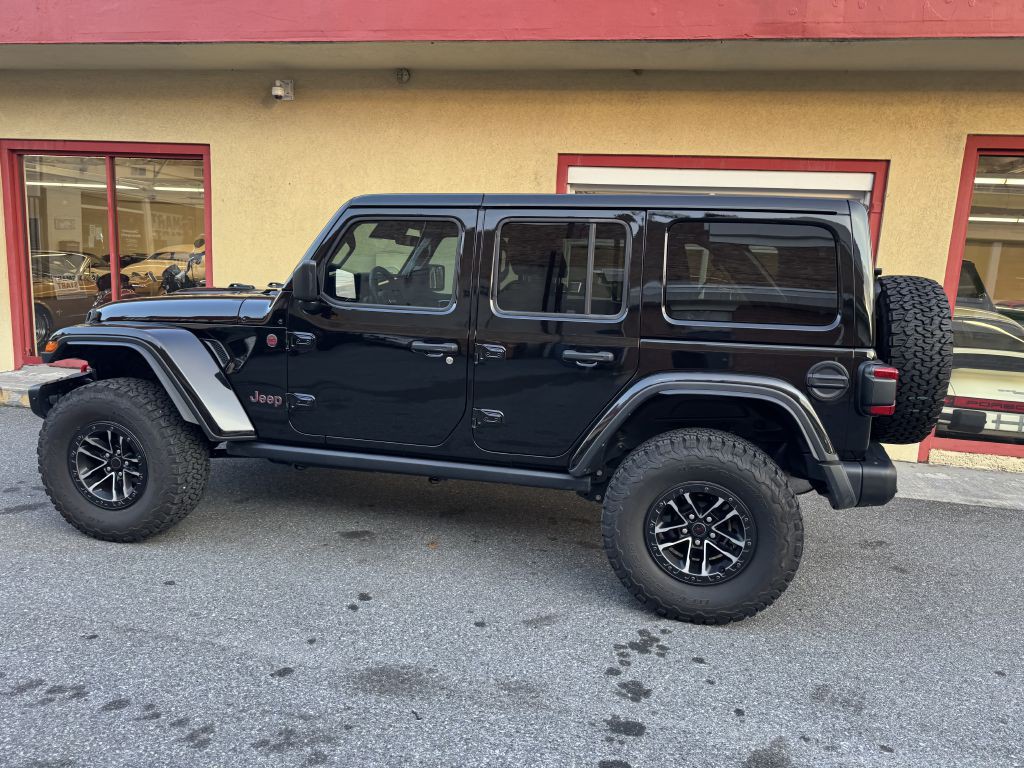 2024 Jeep Wrangler Image 33