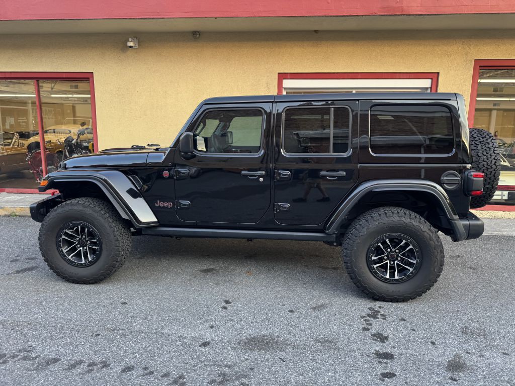 2024 Jeep Wrangler Image 34